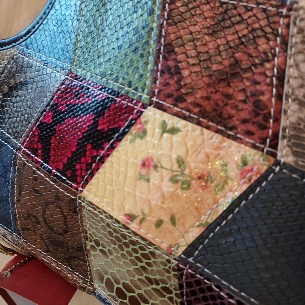 Chaos by Elsie Leather Patchwork Handbag with Crossbody Strap. NWT. - Picture 12 of 12